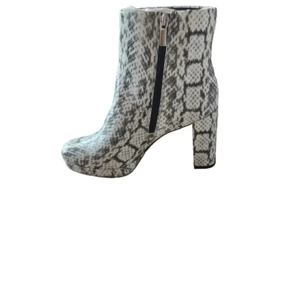 Snakeprint Platform Booties | Bold Heels | (NWT)Size 8 - Picture 3 of 7